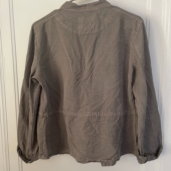 Sanctuary gray shirt jacket - Picture 3 of 6